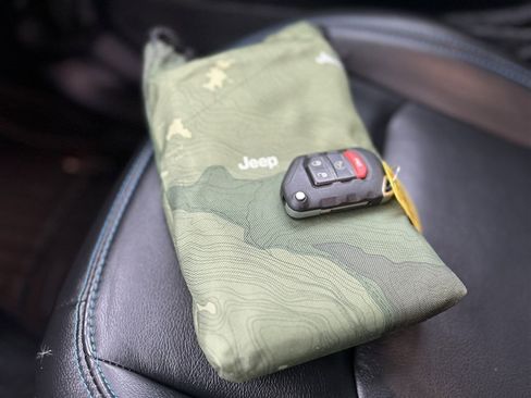 Used 2022 Jeep Wrangler Unlimited Rubicon 4xe w/ Cold Weather Group image 29