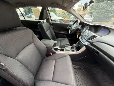 Used 2015 Honda Accord LX image 14