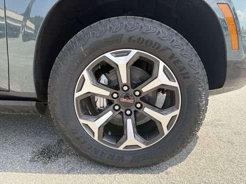 New 2026 GMC Yukon AT4 Ultimate image 15