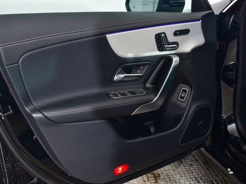 Certified 2023 Mercedes-Benz CLA 250 CLA 250 image 9