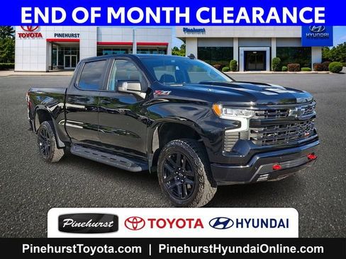 Used 2024 Chevrolet Silverado 1500 LT Trail Boss w/ LT Trail Boss Premium Package AWD/4WD image 1