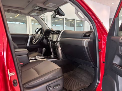 Used 2024 Toyota 4Runner SR5 Premium w/ Moonroof Package AWD/4WD image 23