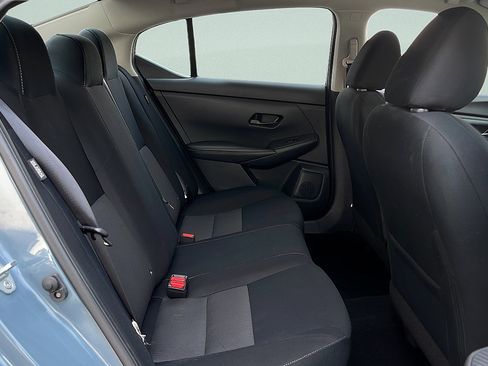 Used 2024 Nissan Sentra SV FWD image 25