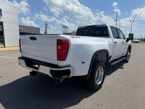 Used 2025 Chevrolet Silverado 3500 W/T AWD/4WD image 10
