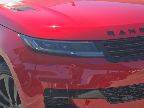 New 2026 Land Rover Range Rover Sport SE AWD/4WD image 33