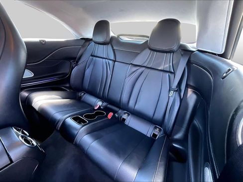 Used 2025 Mercedes-Benz CLE 300 4MATIC Cabriolet image 17