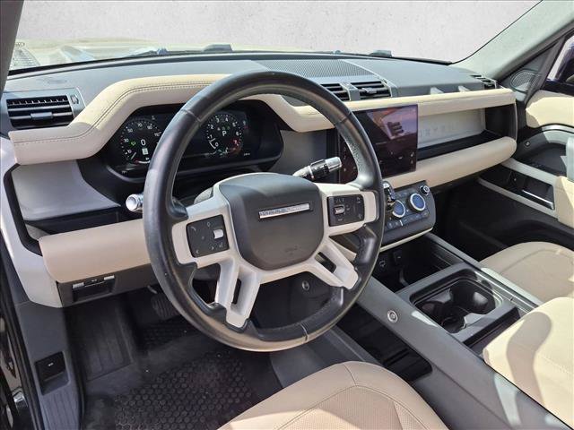 Used 2022 Land Rover Defender 110 SE AWD/4WD image 9
