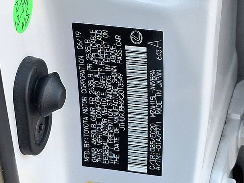 Used 2019 Lexus UX 250h image 27