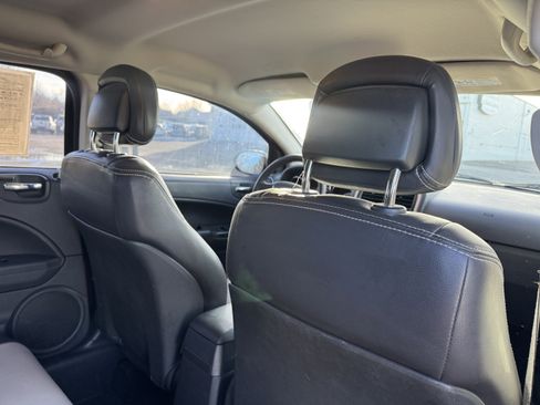 Used 2011 Dodge Caliber Mainstreet image 17