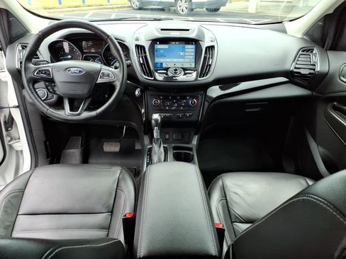 Used 2017 Ford Escape Titanium FWD image 8