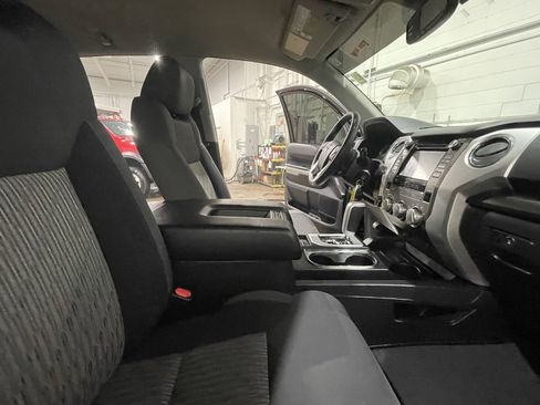 Used 2014 Toyota Tundra SR5 image 15