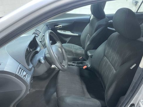 Used 2011 Toyota Corolla S image 2