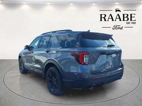 Used 2023 Ford Explorer ST-Line image 13
