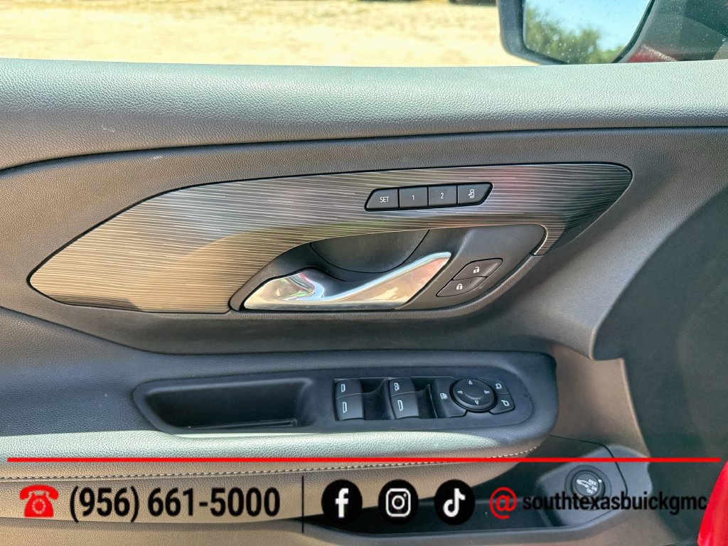 Used 2023 GMC Terrain SLT FWD image 10