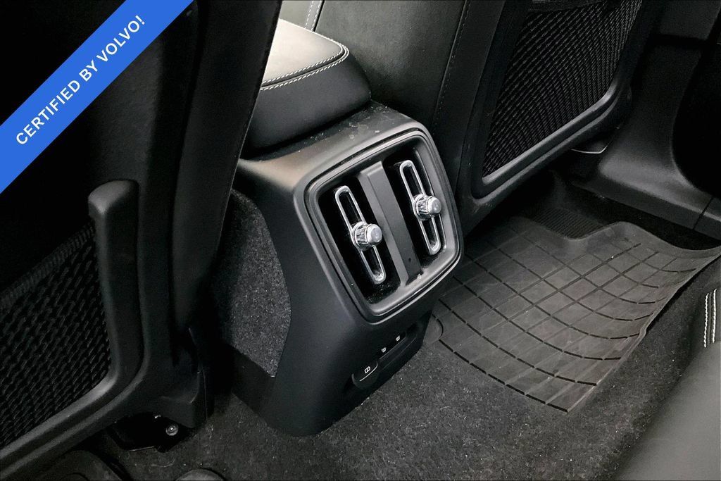 Certified 2023 Volvo XC40 Recharge Ultimate AWD/4WD image 30