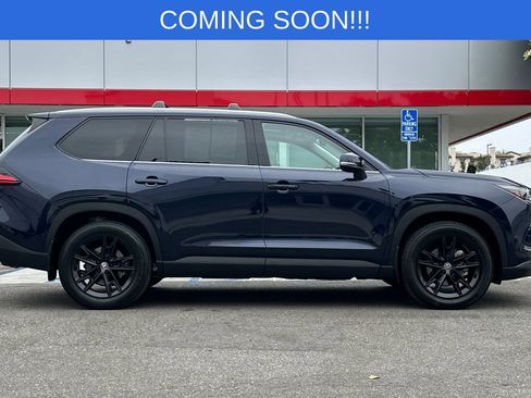 Used 2024 Toyota Grand Highlander AWD Hybrid image 3