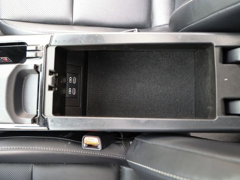 Certified 2024 Toyota Prius Limited image 40