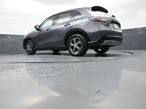 Used 2024 Honda HR-V EX-L image 31