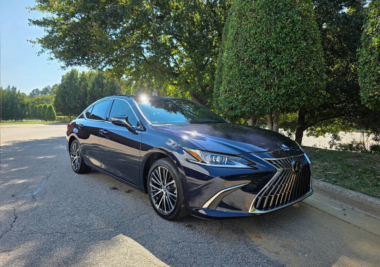 Used 2024 Lexus ES 300h w/ Premium Package FWD image 7