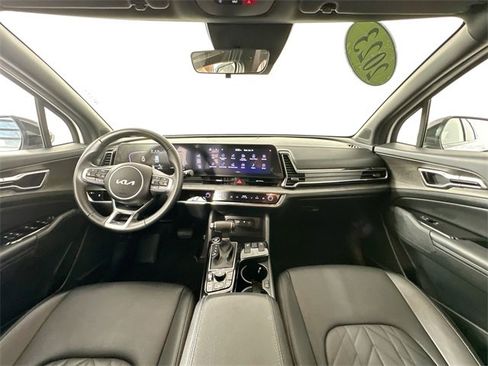 Used 2023 Kia Sportage X-Line image 3