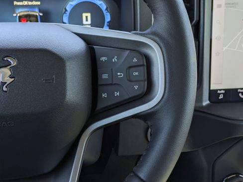 New 2025 Ford Bronco Badlands image 54