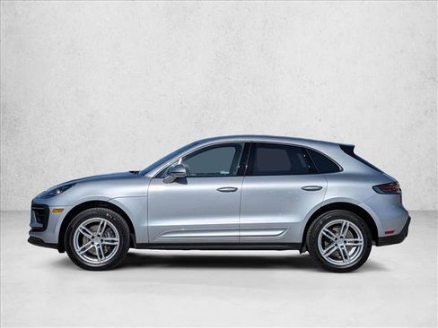 Used 2025 Porsche Macan Turbo image 2