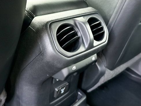 Used 2023 Jeep Wrangler Unlimited Sahara w/ Cold Weather Group AWD/4WD image 29