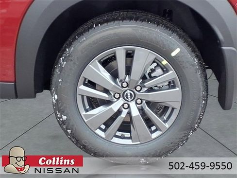 New 2026 Nissan Pathfinder SV image 4