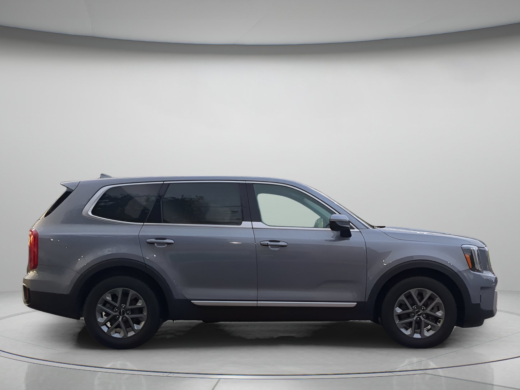 Used 2024 Kia Telluride LX AWD/4WD image 39