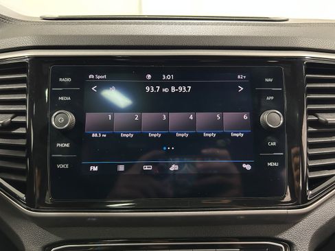 Used 2020 Volkswagen Atlas Cross Sport SEL AWD/4WD image 5