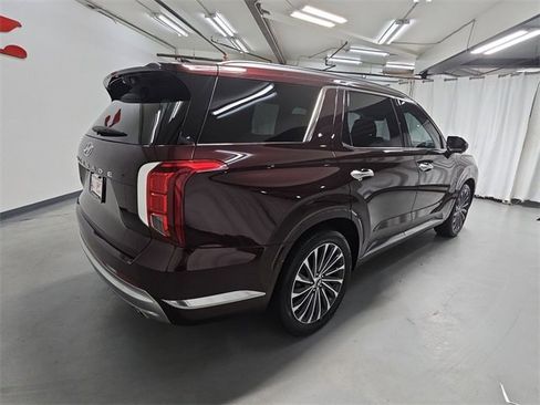 Used 2023 Hyundai Palisade Calligraphy w/ Cargo Package image 8