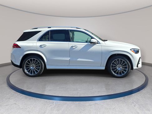 New 2026 Mercedes-Benz GLE 450 4MATIC image 4