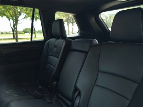 Used 2023 Honda Passport EX-L image 18