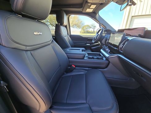 New 2026 Ford Expedition Max Platinum image 17