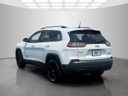 Used 2019 Jeep Cherokee Latitude Plus FWD image 5