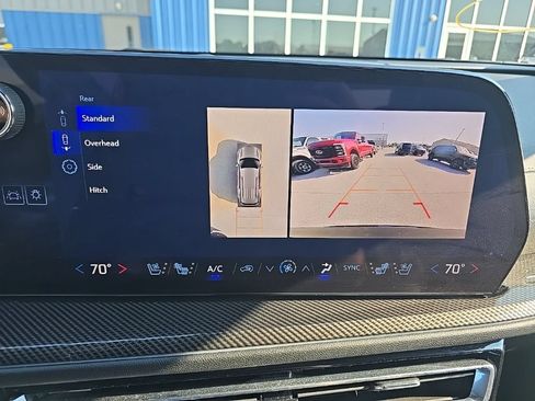 Used 2026 Chevrolet Traverse High Country w/ LPO, Floor Liner Package AWD/4WD image 34