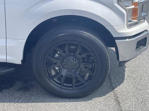 Used 2018 Ford F150 XLT w/ Equipment Group 301A Mid RWD image 10