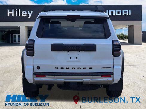 Used 2025 Toyota 4Runner Trailhunter AWD/4WD image 6