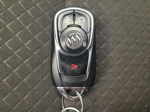 Used 2020 Buick Encore Preferred w/ Safety Package AWD/4WD image 32