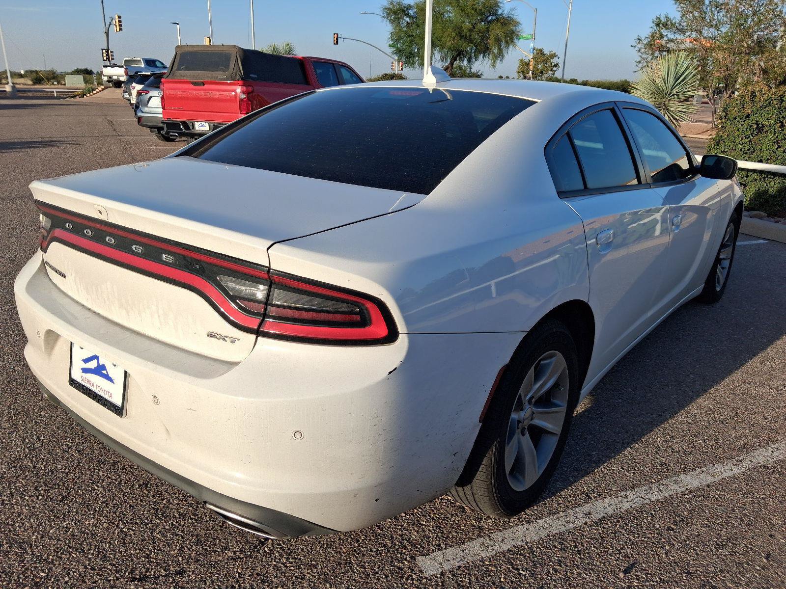 Used 2018 Dodge Charger SXT Plus w/ Beats Audio Group RWD image 5