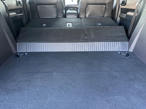 Used 2023 Ford Bronco Wildtrak image 15