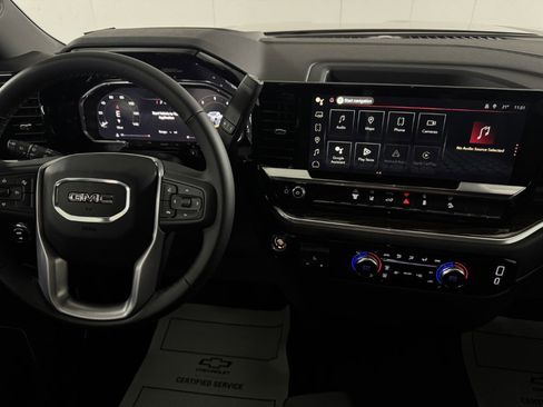 New 2026 GMC Sierra 2500 SLE image 25