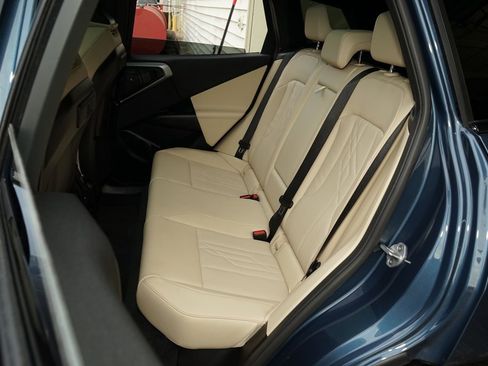 Used 2025 BMW X3 M50 w/ Premium Package image 22