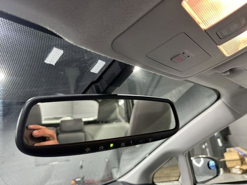 Used 2013 Toyota Prius V Five image 21