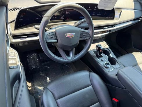 Used 2024 Cadillac XT4 Sport FWD image 24