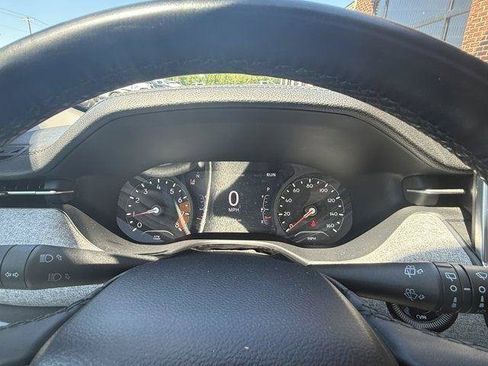 Used 2022 Jeep Compass Latitude w/ Sun and Sound Group AWD/4WD image 23