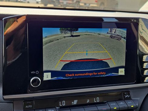 Used 2026 Toyota Camry LE FWD image 27