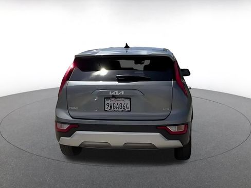 Used 2026 Kia Niro LX FWD image 12