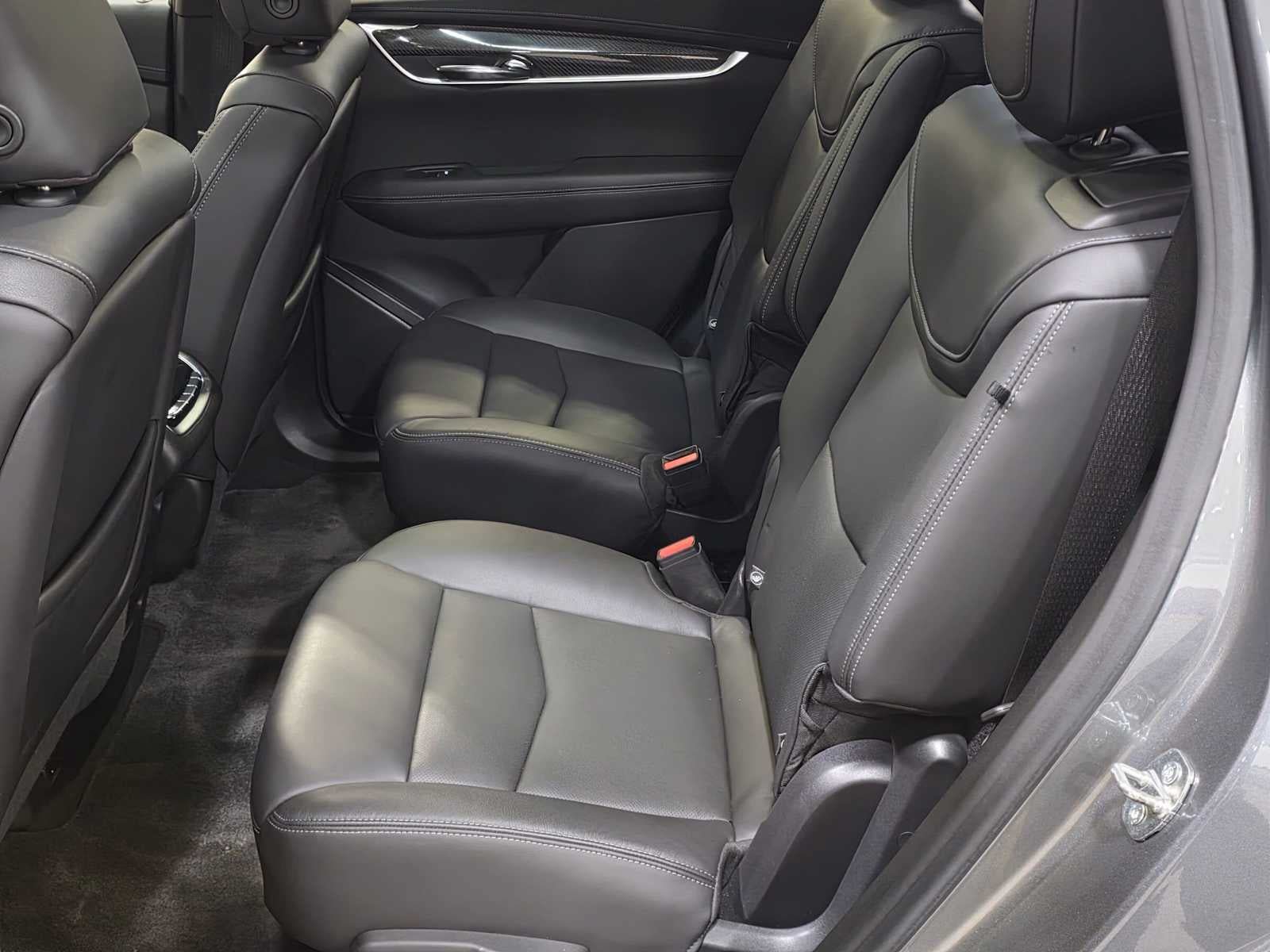 Certified 2020 Cadillac XT6 Sport AWD/4WD image 16
