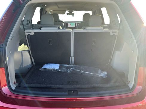 Used 2025 Volkswagen Atlas SEL image 22